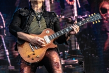 Def-Leppard-7