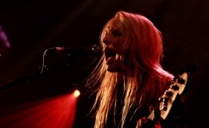 CrucifiedBarbara-DivanduMonde-15-20