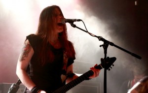 CrucifiedBarbara-DivanduMonde-15-3