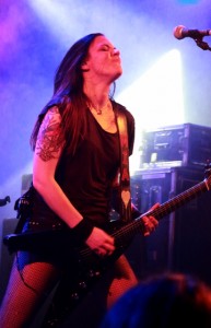 CrucifiedBarbara-DivanduMonde-15-6