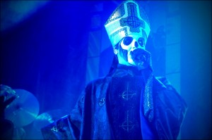 Ghost-Rockhal-2017-01